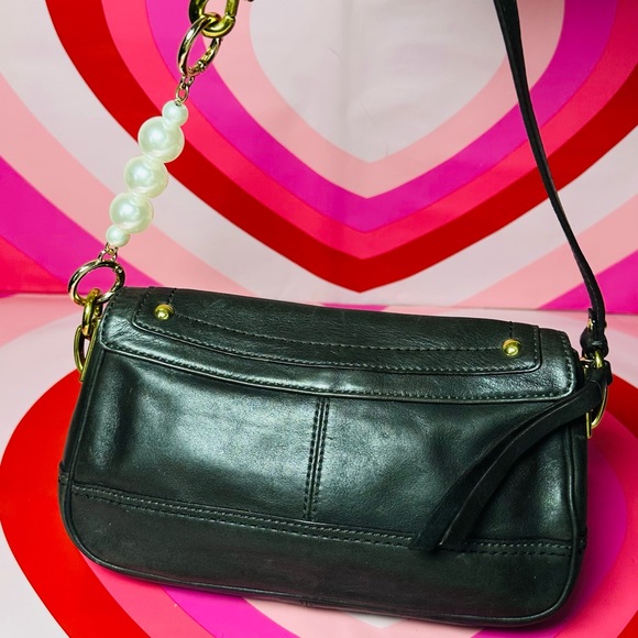 Coach black Turn lock shoulder bag - Picture 3 of 7